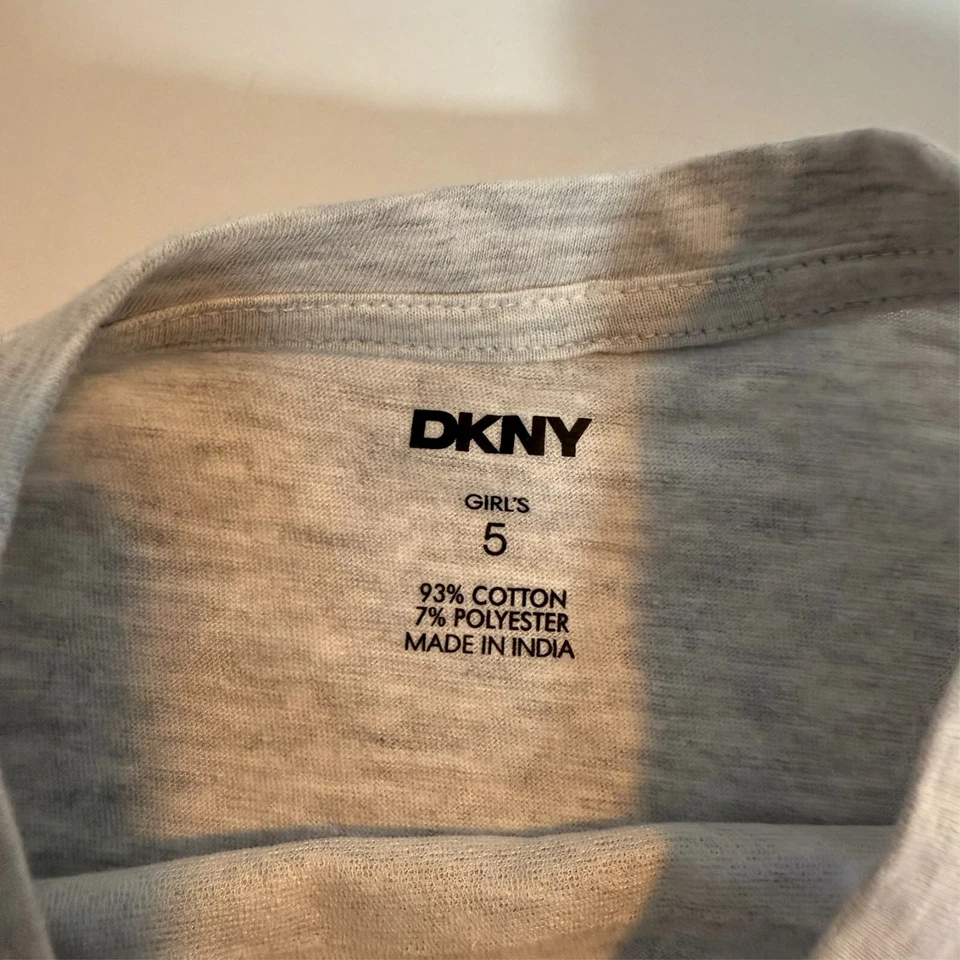 Girl's T- Shirt - DKNY - Gray - Size 5 - NEW w/TAGS - Image 4 of 4