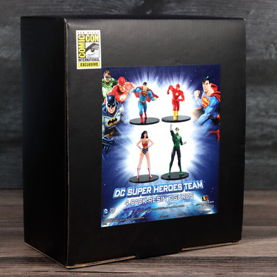 DC Super Heroes Team 4-Pack Resin Figures SDCC 2013 Exclusive Monogram Unopened