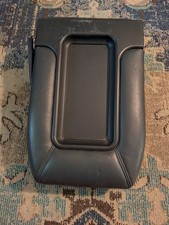 1999-2006 Silverado Suburban Tahoe Yukon Avalanche Jump Seat Console Armrest Oem