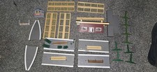 Vintage Triang Hornby R459 Large Station Set Plus 2x R514 And 1x R464 Steps