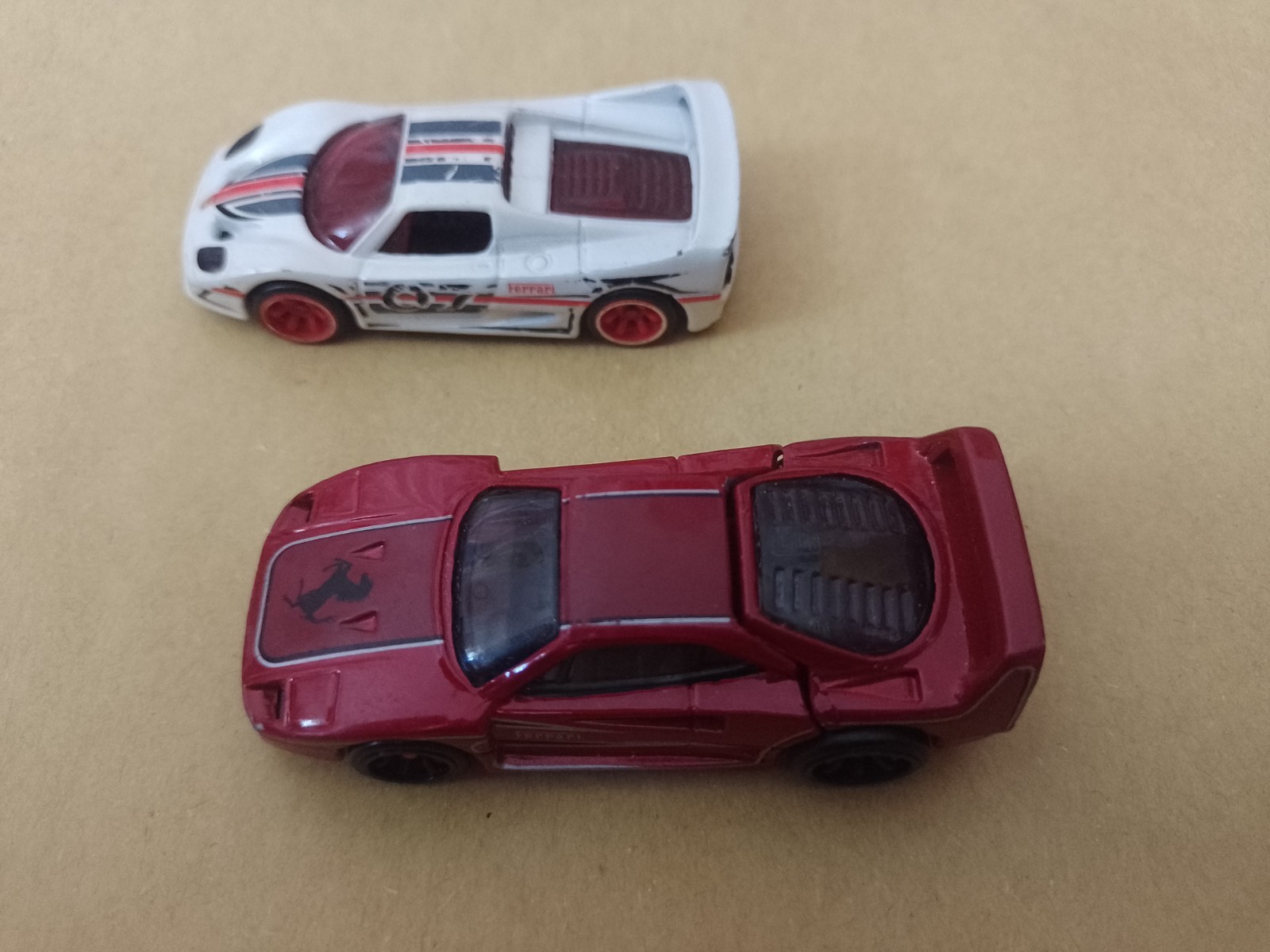 Set 2 hot wheels Ferrari Racer f50 - F40 vintage macchina car 1/64