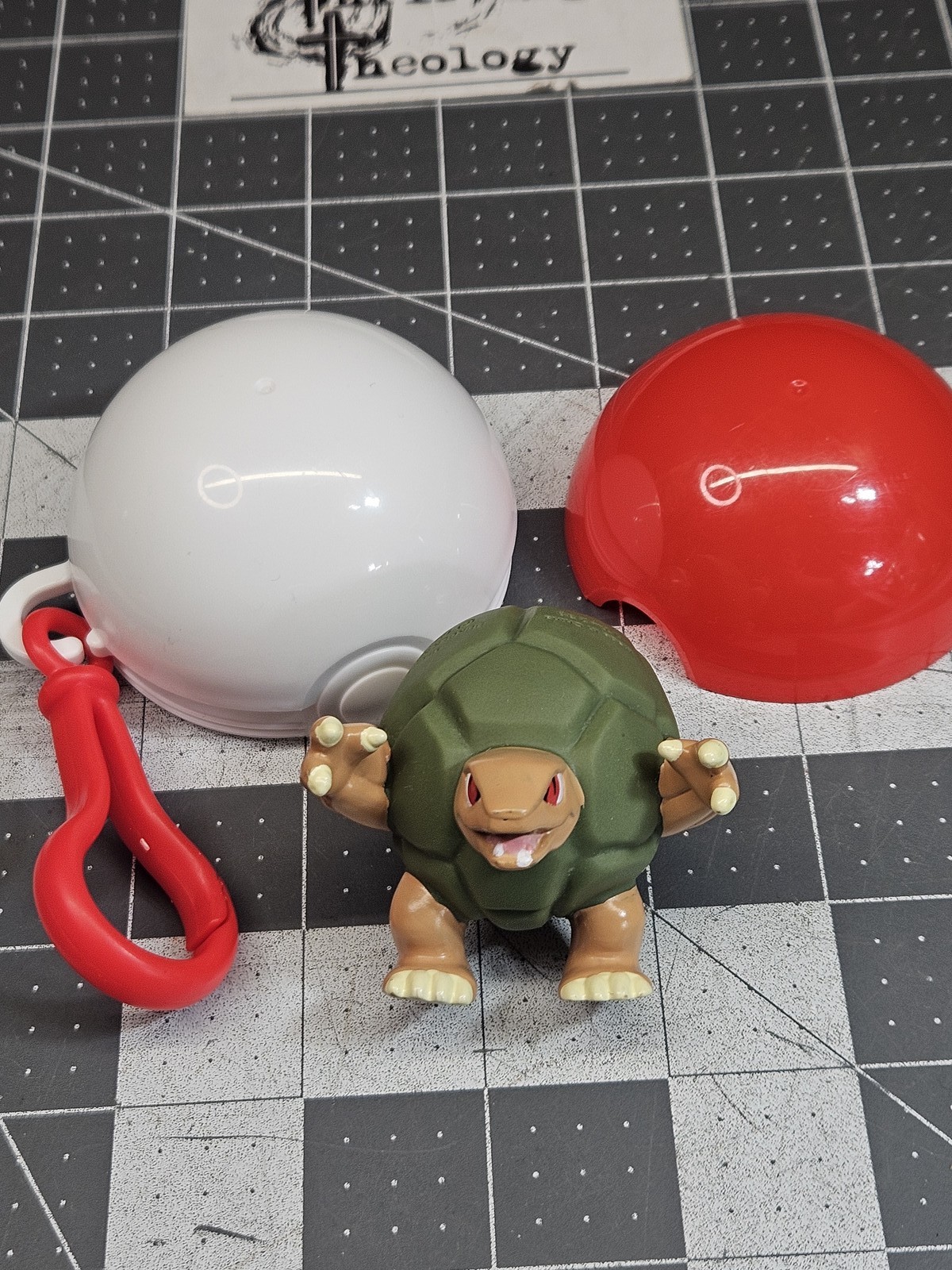 Vintage 1999 Burger King Pokemon Golem Top Action Figure Toy w/ Poke Ball
