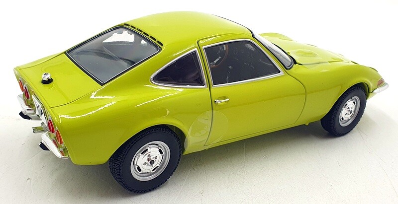 1/18 PMA オペル GT 1900GT 1969 1/18 PMA オペル GT 1900GT 1969
