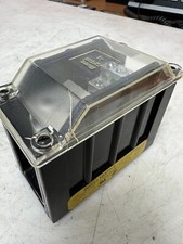    BUSSMANN 570 AMP POWER DISTRIBUTION BLOCK 600 VAC 16377-1
