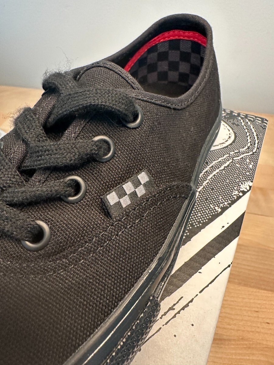VANS - Skate Authentic Shoes - Black on Black - POP CUSH - SIZE 5M