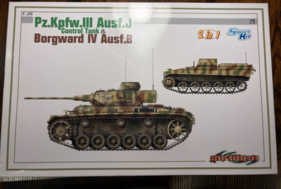 Dragon 1:35 Cyber Hobby 6510 Pz.Kpfw.III 3 Control Tank & Borgward IV Ausf.IV 4