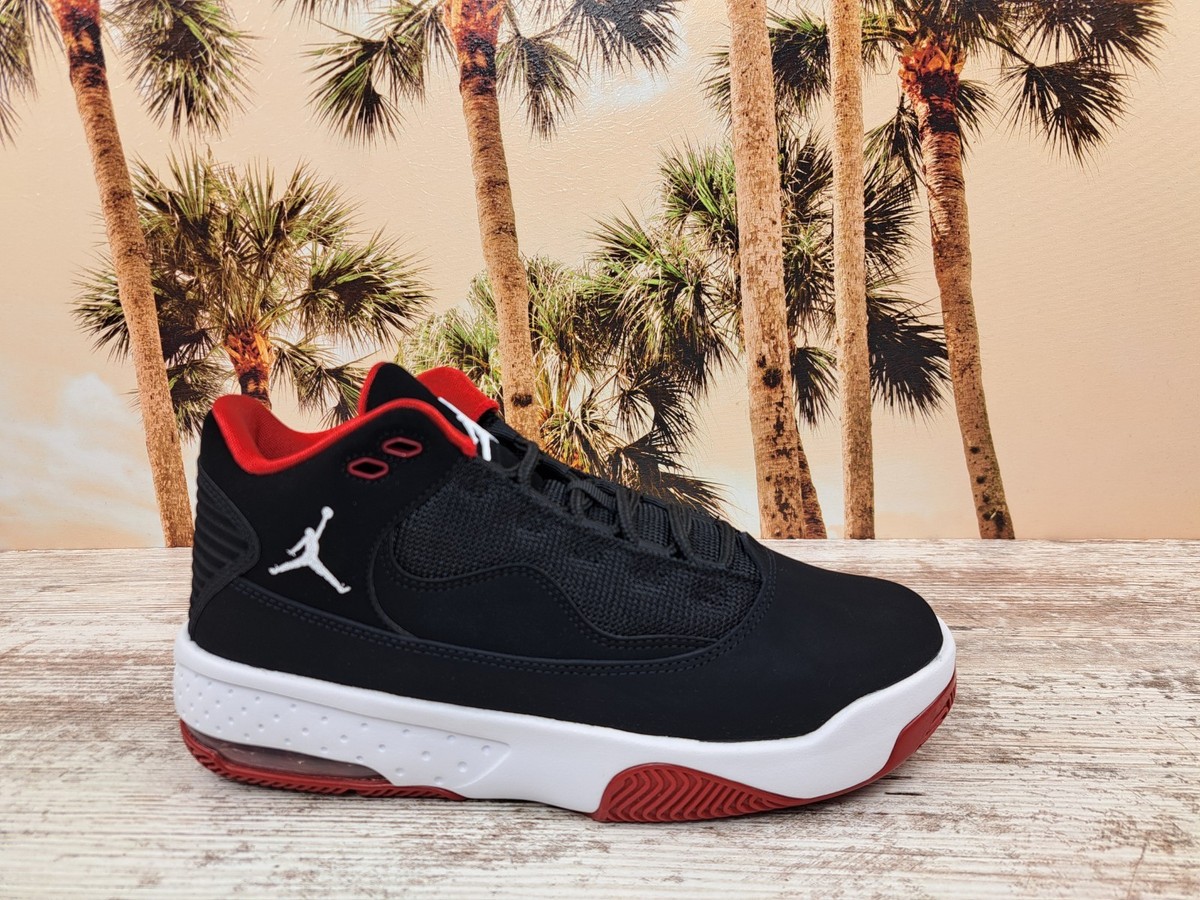 Air Jordan Max Aura 2 GS Black Gym Red Sneakers CN8094-016 Size 7Y