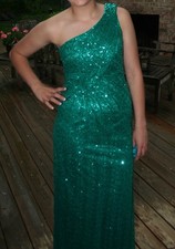 Women's One Shoulder Emerald Green Sequined Side Zip Maxi Dress Size 6 Prom