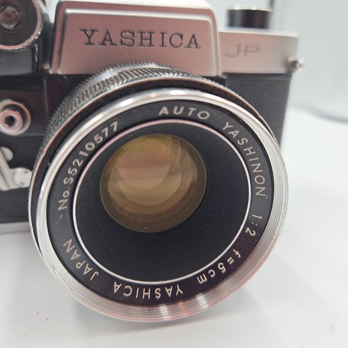 Yashica J-P SLR 35mm fotocamera vintage pellicola - non testata COSÌ COM'È - Foto 5 di 14