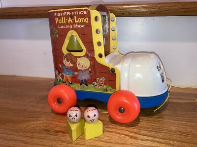 Vintage 1970's Fisher Price Toys Pull Along Lacing Shoe with 2-Little People
