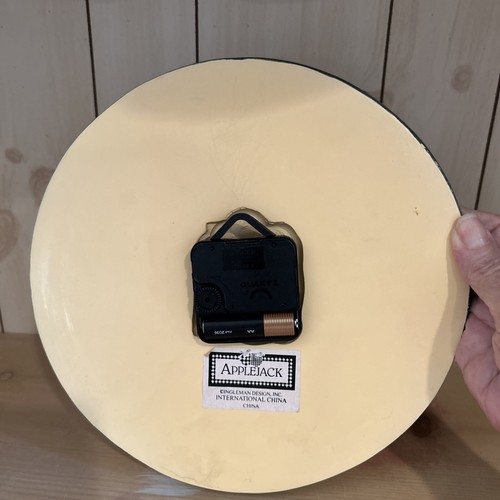 VTG AppleJack Apple Farmhouse Design Wall Clock 9 In Round Battery Operated EUC - Picture 7 of 12