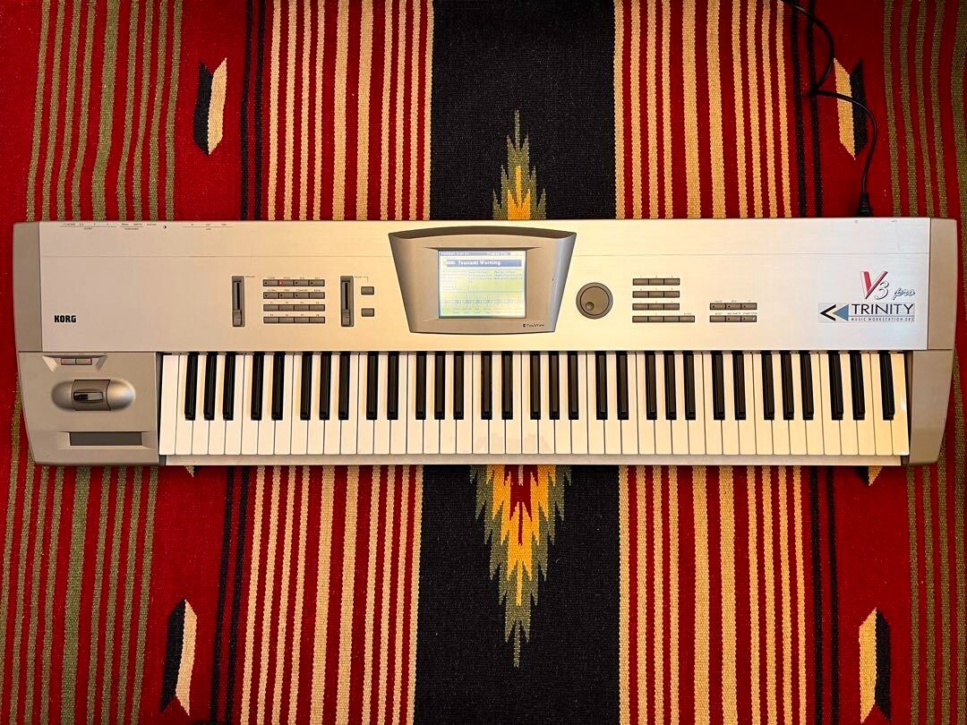 KORG コルグ シンセサイザー TRINITY PRO V3 BK KORG コルグ シンセサイザー TRINITY PRO V3 BK KORG V3 PRO