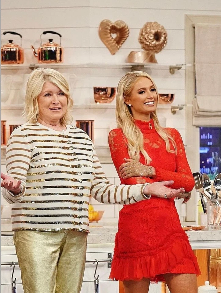 Suéter VALENTINO Beige Dorado Lentejuelas Adornado Lazo Botón Cachemira XS = 0/2 Foto 3 de 4