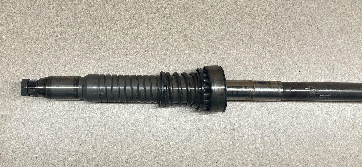 Suzuki DT90 90hp Drive Shaft Assembly Long 20