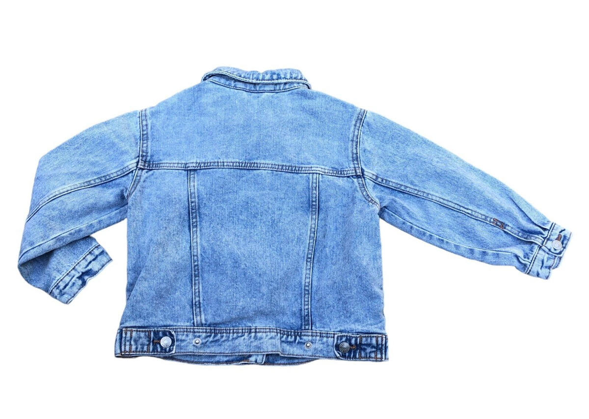 【新品!!】ZARA スタッズ付デニムベスト XL Denim Blue 新品!!】ZARA スタッズ付デニムベスト XL Denim Blue - メルカリ