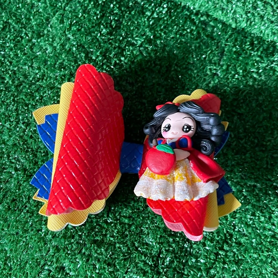 Clip de moño de arcilla multicolor rojo blanco nieve princesa inspirada en Disney niñas NUEVO Foto 4 de 4