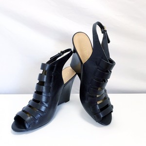 guess black wedge sandals