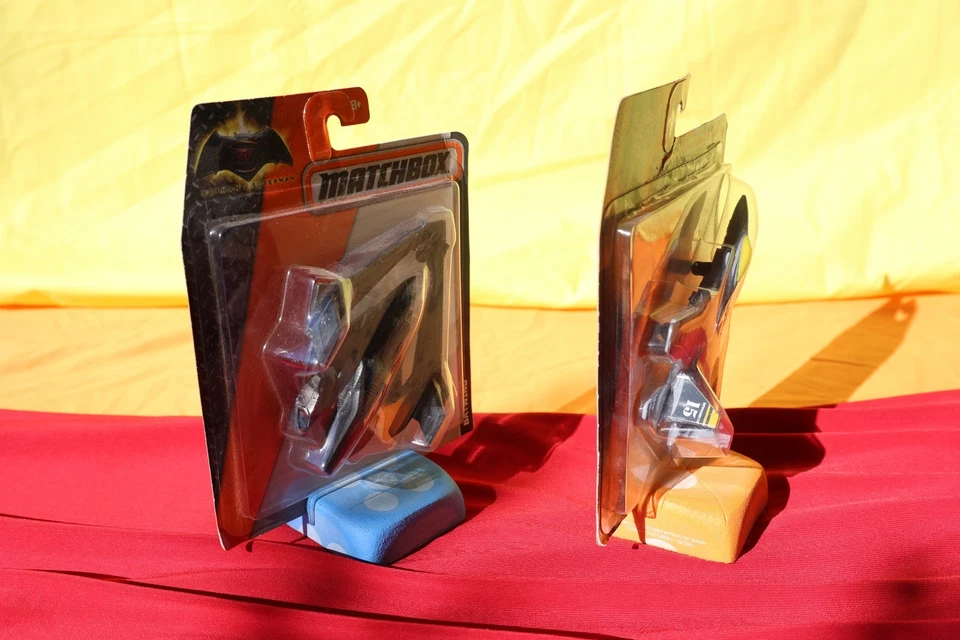 🔥 Matchbox Sky Busters BATWING + F-15 EAGLE Jet Set DC Batman  2-Pack Sealed🔥 - Image 2 of 4