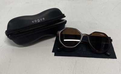Vogue Eyewear Women's Geometric Sunglasses Tortoise Havana VO5222-S with Case