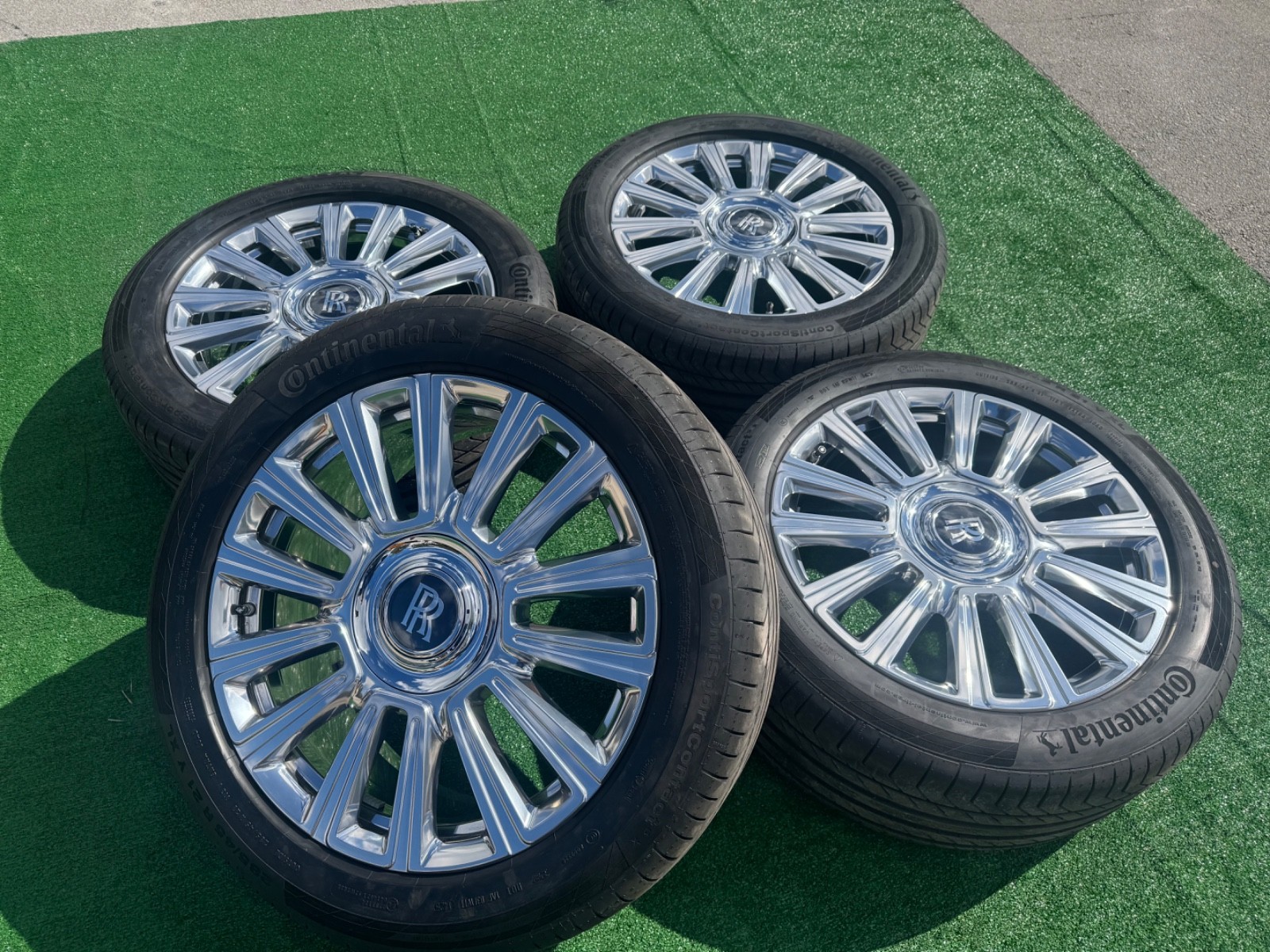 Rolls-Royce 21" OEM Phantom Wheels and Tires FULL POLISHED Factory TPMS Original