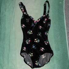 Vintage.Perfection Fit By Roxanne. One Piece Swimsuit. Size 12/34. B Cup. Black.