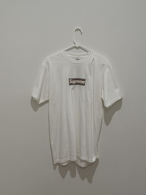 Supreme x Burberry Box Logo Tee (White). Size M. 100% Authentic. Fast Shipping.