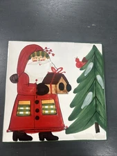 Vietri Old St. Nick With Bird Trivet