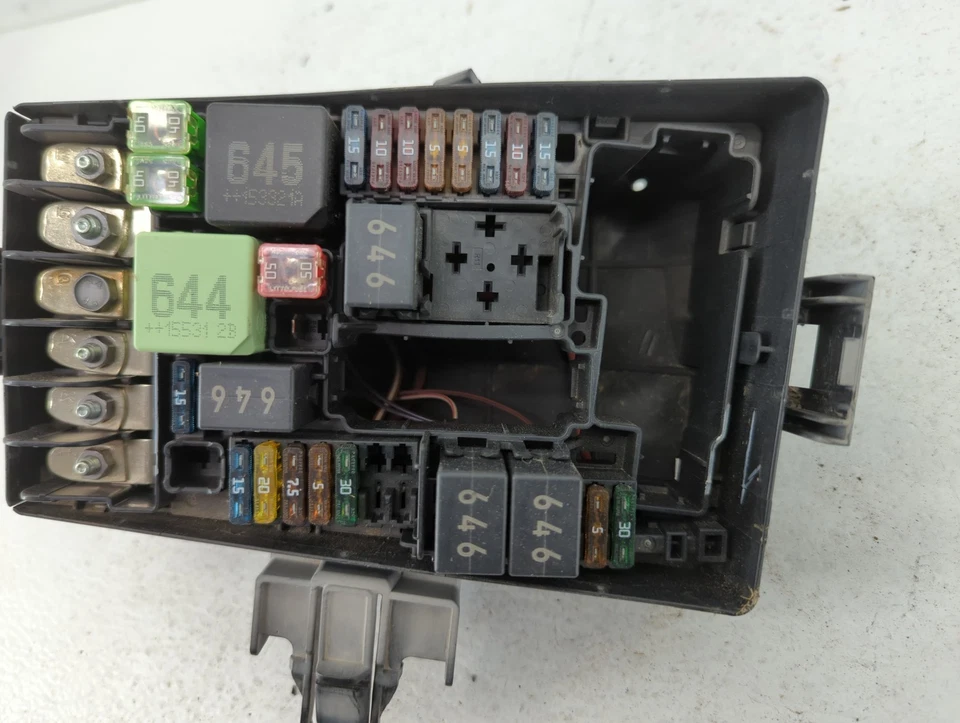 Volkswagen Golf Sportwagen Fusebox Fuse Box Relay Module 6351-2832 B4KOZ - Image 4 of 4