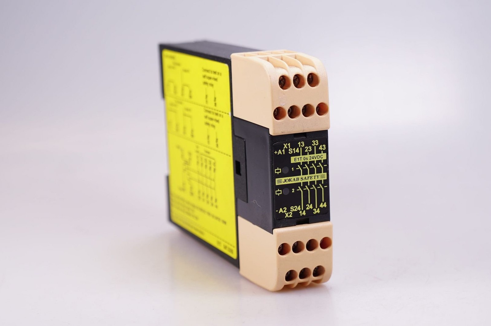 JOKAB SAFETY  E1T 0s 24 VDC  Sicherheits-/Erweiterungsrelais