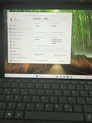 Microsoft Surface Go 3 i3 8GB 128GB + Type Cover Tastatur + Hülle