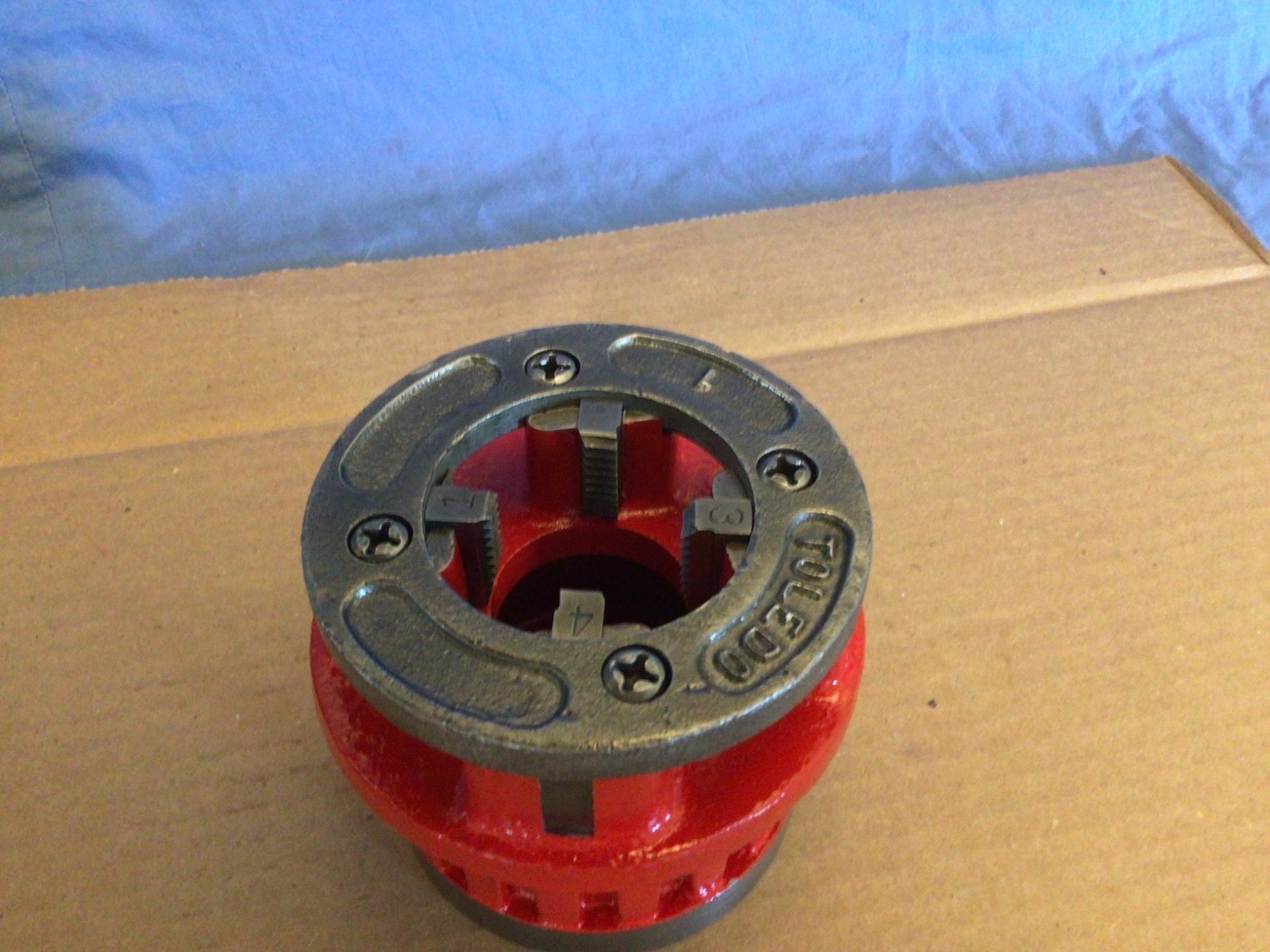 Refurbished TOLEDO No. 12 Manual Pipe Threader Die - 1" 