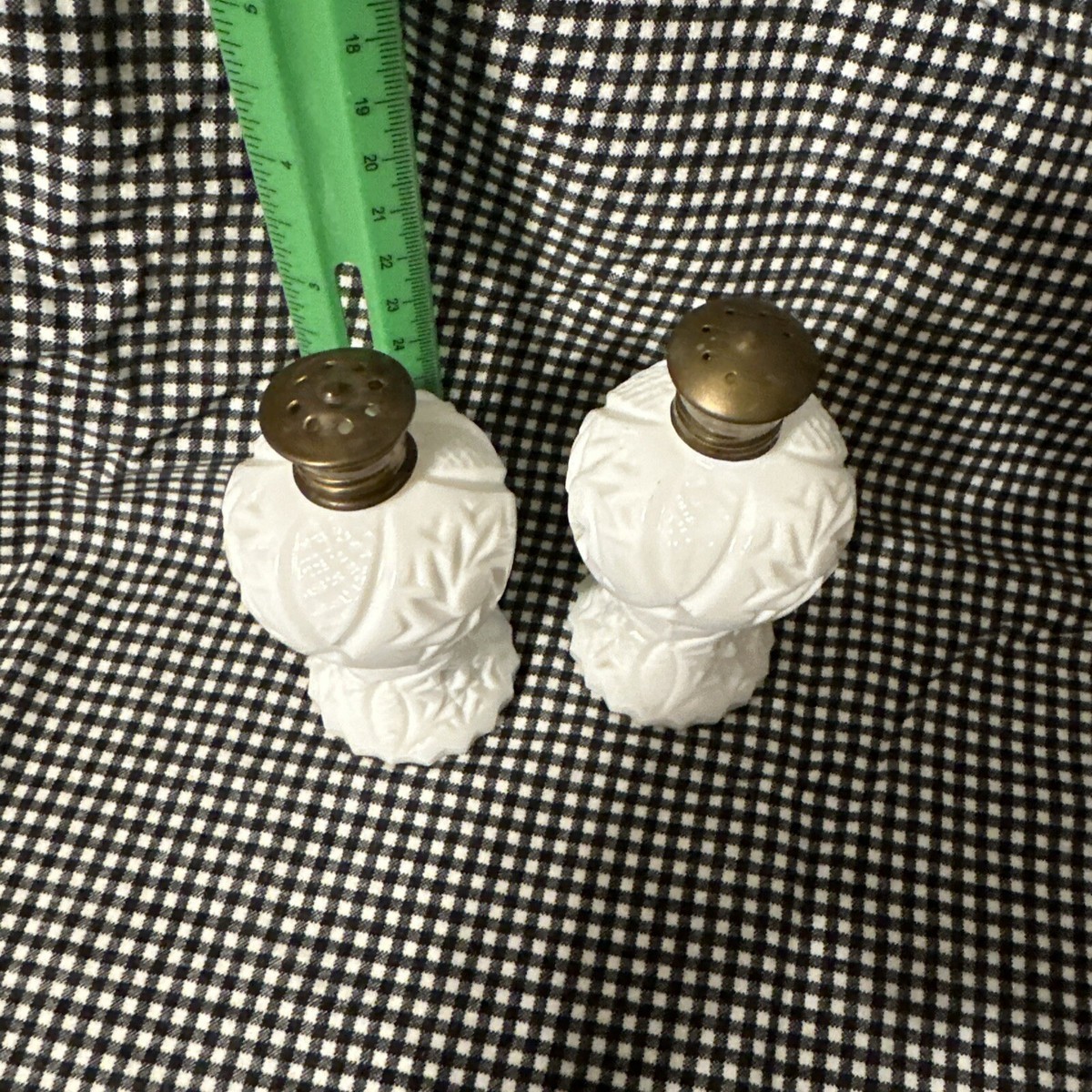 Vintage Enesco Milk Glass Salt & Pepper Shakers – Original