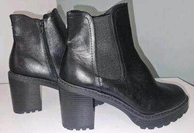 Steve Madden Chunky Heeled Boots Size 11 M