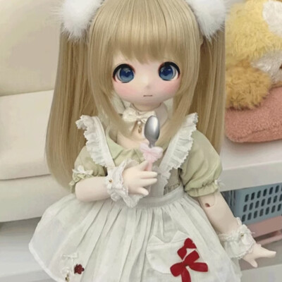 1/4 BJD Doll SD Resin Joints Bare Doll Lovely Girl Cartoon Eyes Face Makeup Gift
