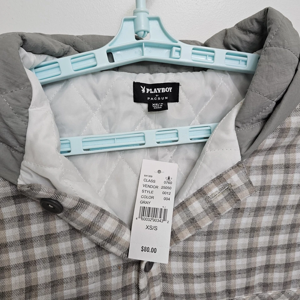 Chaqueta Pacsun Playboy Para Hombres XS/S Gris a Cuadros Capucha Edredón Forrado Bolsillos Funciona Grande Nueva con Etiquetas Foto 3 de 4