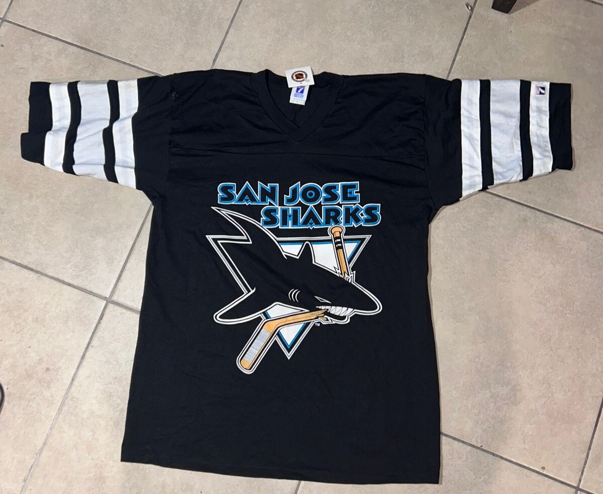 San Jose Sharks NHL Vintage 90s Black Logo 7 T Shirt NEW Deadstock
