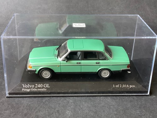 Die-Cast Minichamps 400 171402 1:43 Volvo 240 GL Light Green Met (CZ57-29S3/3)-0 - Picture 3 of 7