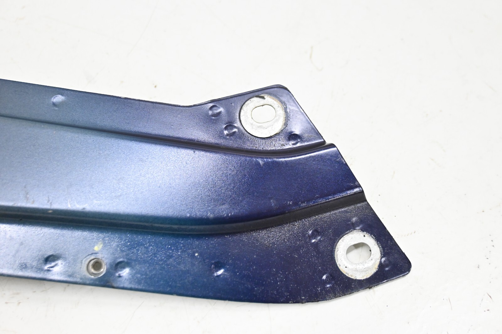 ⭐ 03-12 Maserati Quattroporte Front Upper Radiator Support Bracket Mount Oem