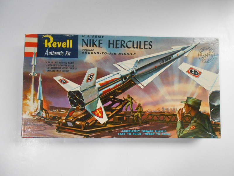 Revell Nike Hercules with Launcher Original From 1958 1/40