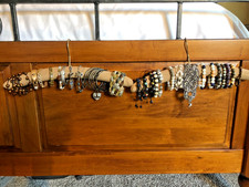 Mixed Lot Of 34 Costume Jewelry Bracelets. FREE SHIPPING. Gorgeous.