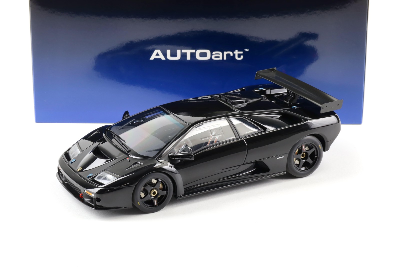 1:18 AUTOart Lamborghini Diablo GT-R Coupe 1999 Deep Black 79137