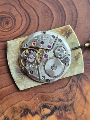 Universal Geneve Cal 42 Handaufzug mit Zifferblatt und Breguet Zeigern