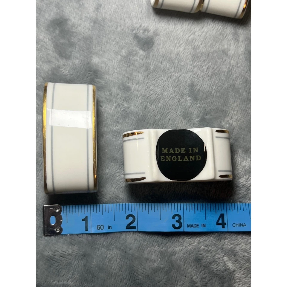 Juego de comedor Regency vintage de porcelana inglesa con adornos de oro blanco Foto 3 de 3