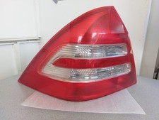 Mercedes-Benz W 203 C Klasse Heckleuchte Rückleuchte Links 203 820 01 64 L