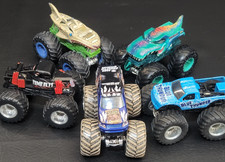 Monster Jam Trucks 1:64 Lot of 5 Blue Thunder Leopard Shark Time Flys Mega Wrex