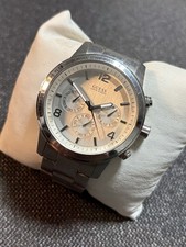 Vintage Guess Chronograph Men’s Watch Silver Tone 44mm Wristwatch WR100M New Bat
