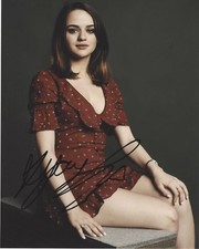 ACTRESS JOEY KING SIGNED THE DARK KNIGHT RISES 8X10 PHOTO B W/COA KISSING BOOTH