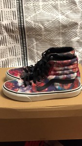 vans with roses men