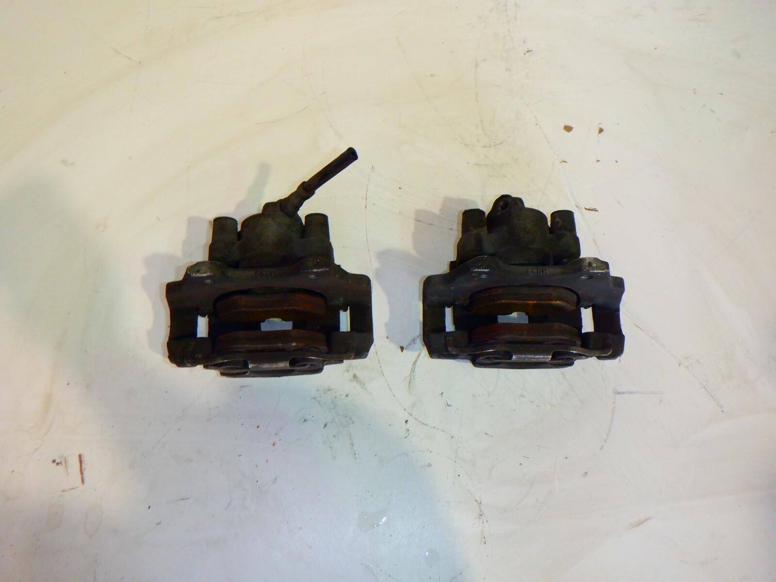 2007 BMW Z4 E85 3.0I 119 REAR BRAKE CALIPERS CALIPER ASSEMBLY PAIR eBay