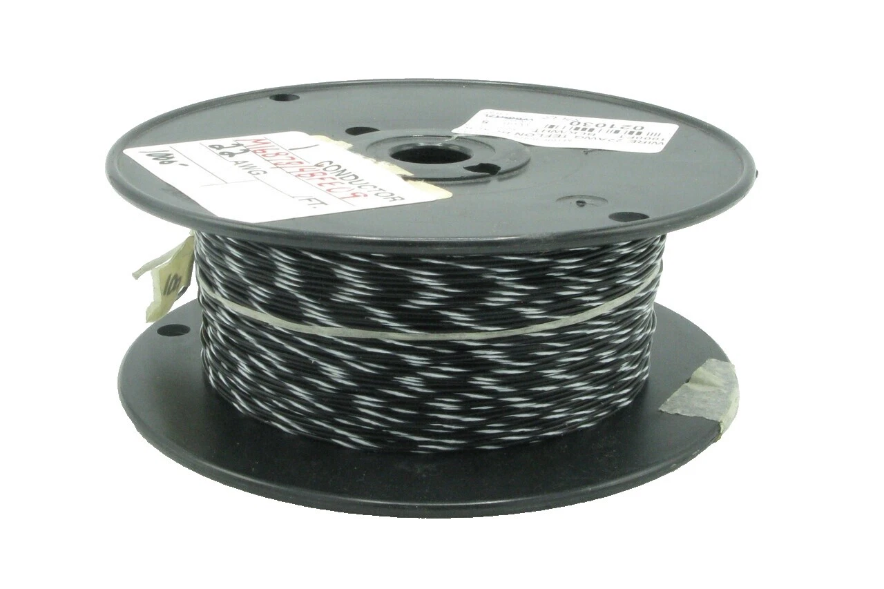 银色导体黑色工业接线和铅线